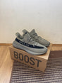 Yeezy Granit Broj 43(Odmah dostupno)