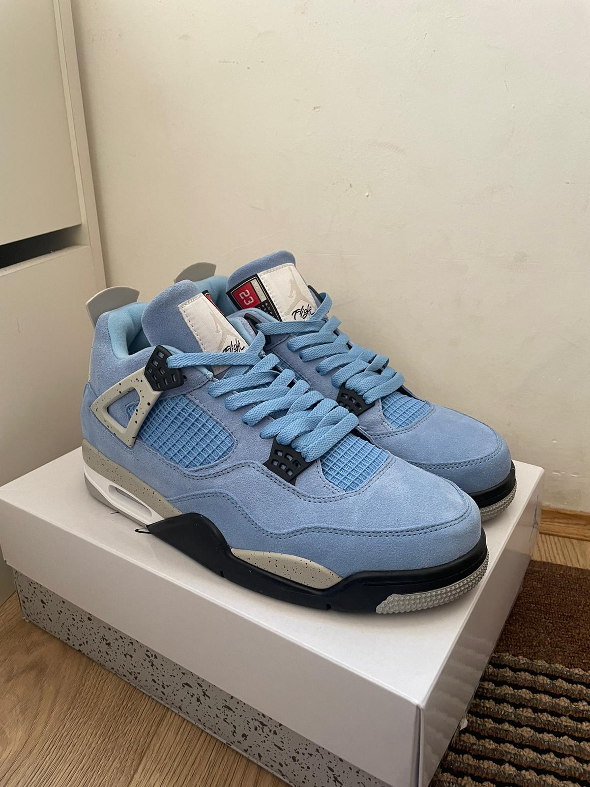 Jordan 4 Universtiy Blue Broj 45 (Odmah dostupno)