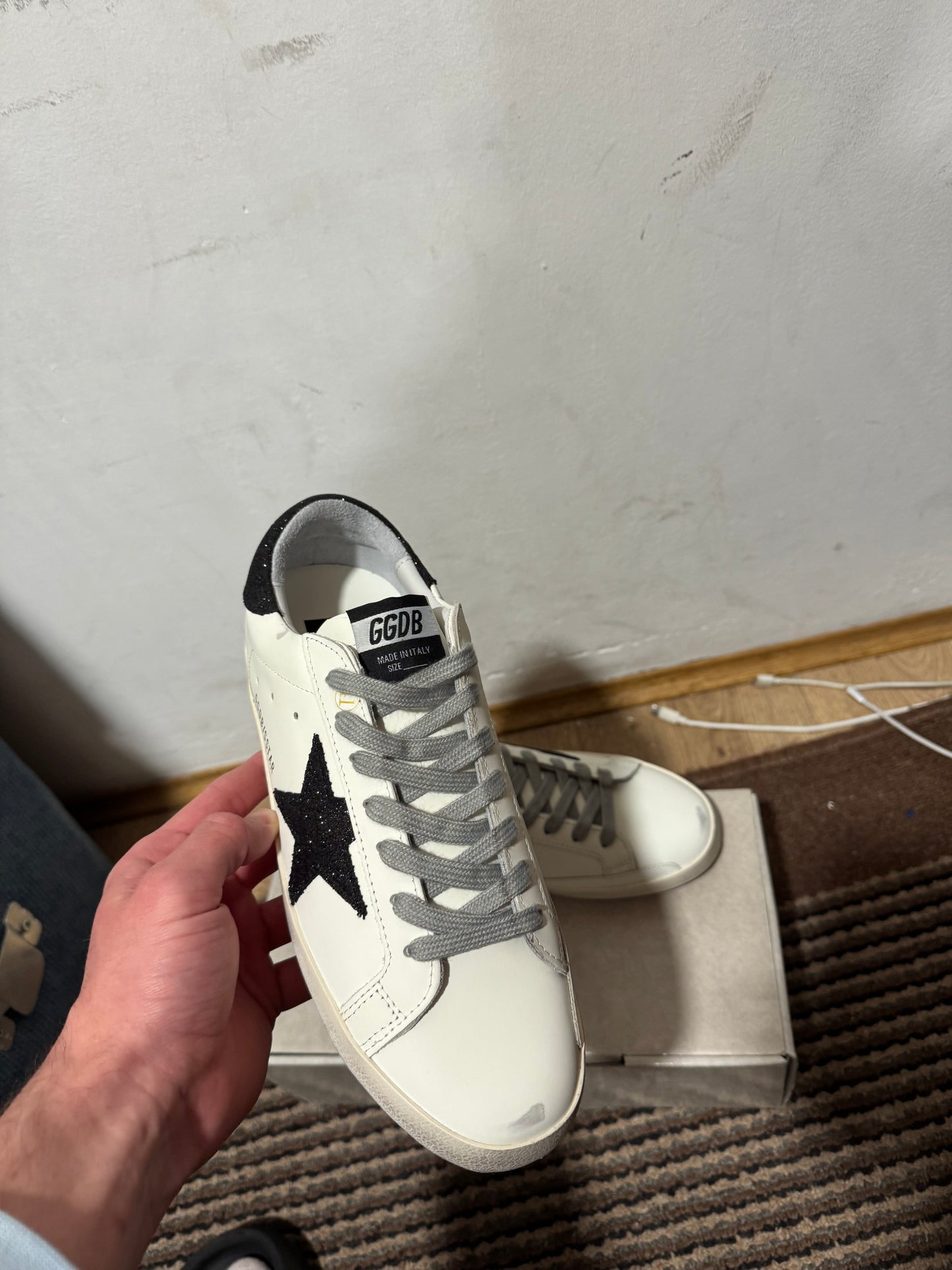 Golden goose 37,41(Odmah dostupne)