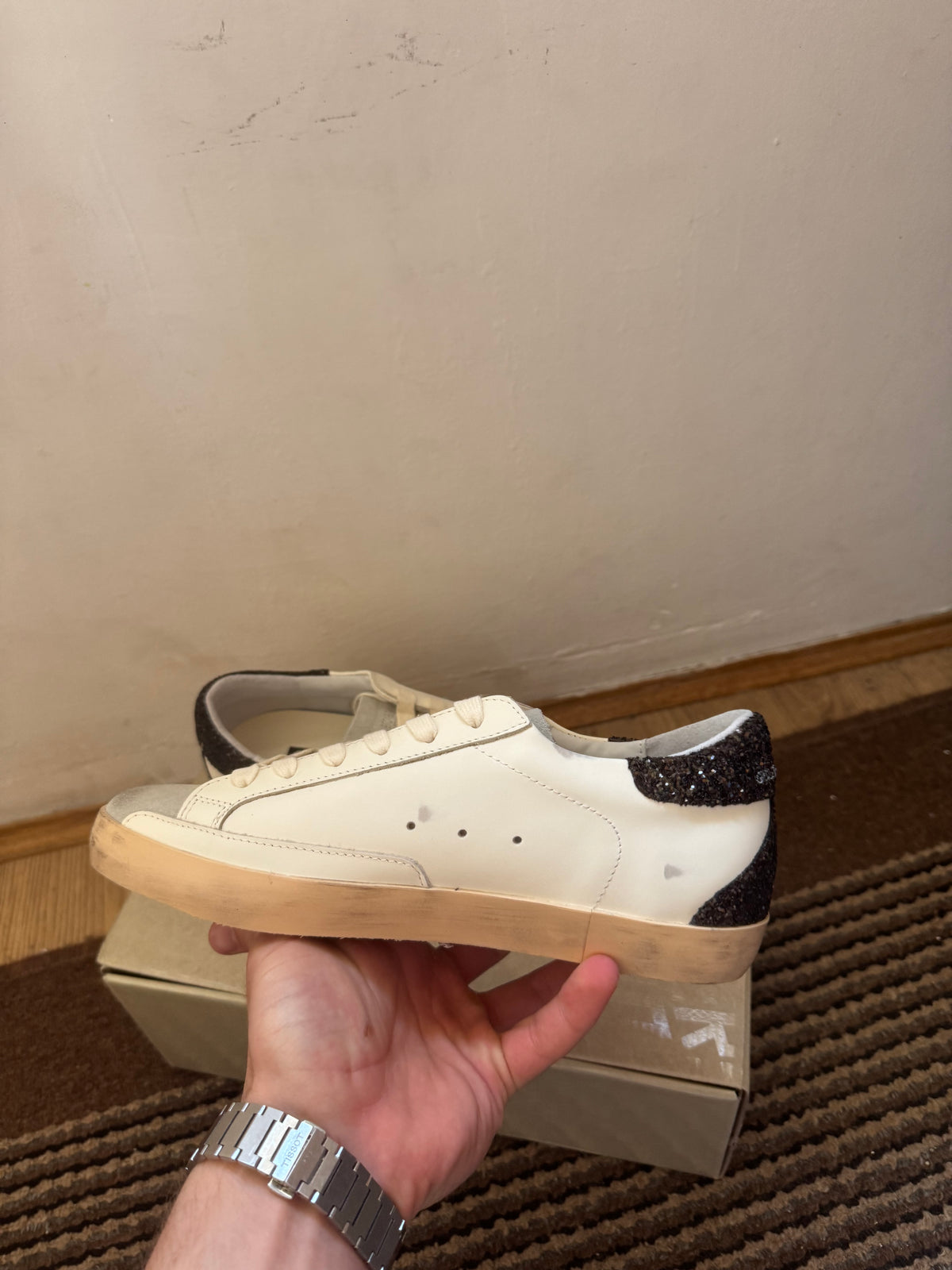 Golden Goose Broj 40(Odmah dostupno)