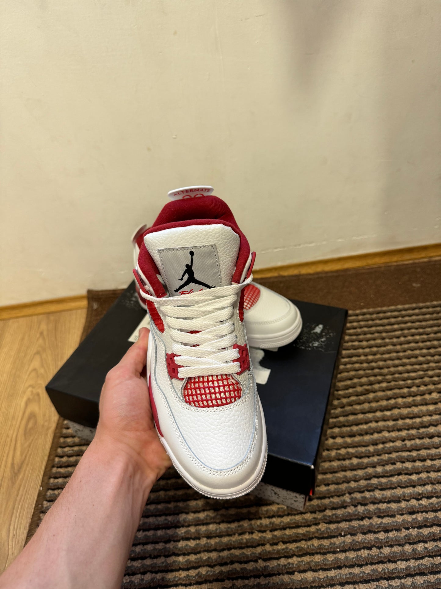 Jordan 4 Alternate Broj 39 (Odmah dostupne)