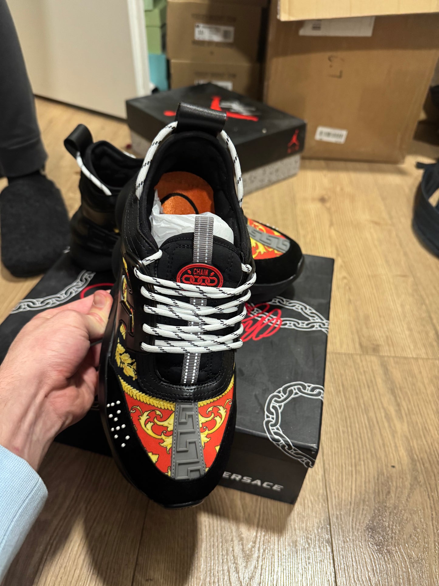 Versace Broj 42(Odmah dostupno)