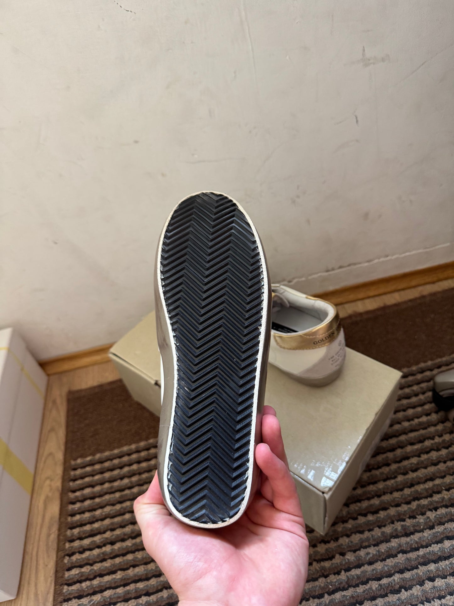 Golden Goose Broj 41(Odmah dostupno)