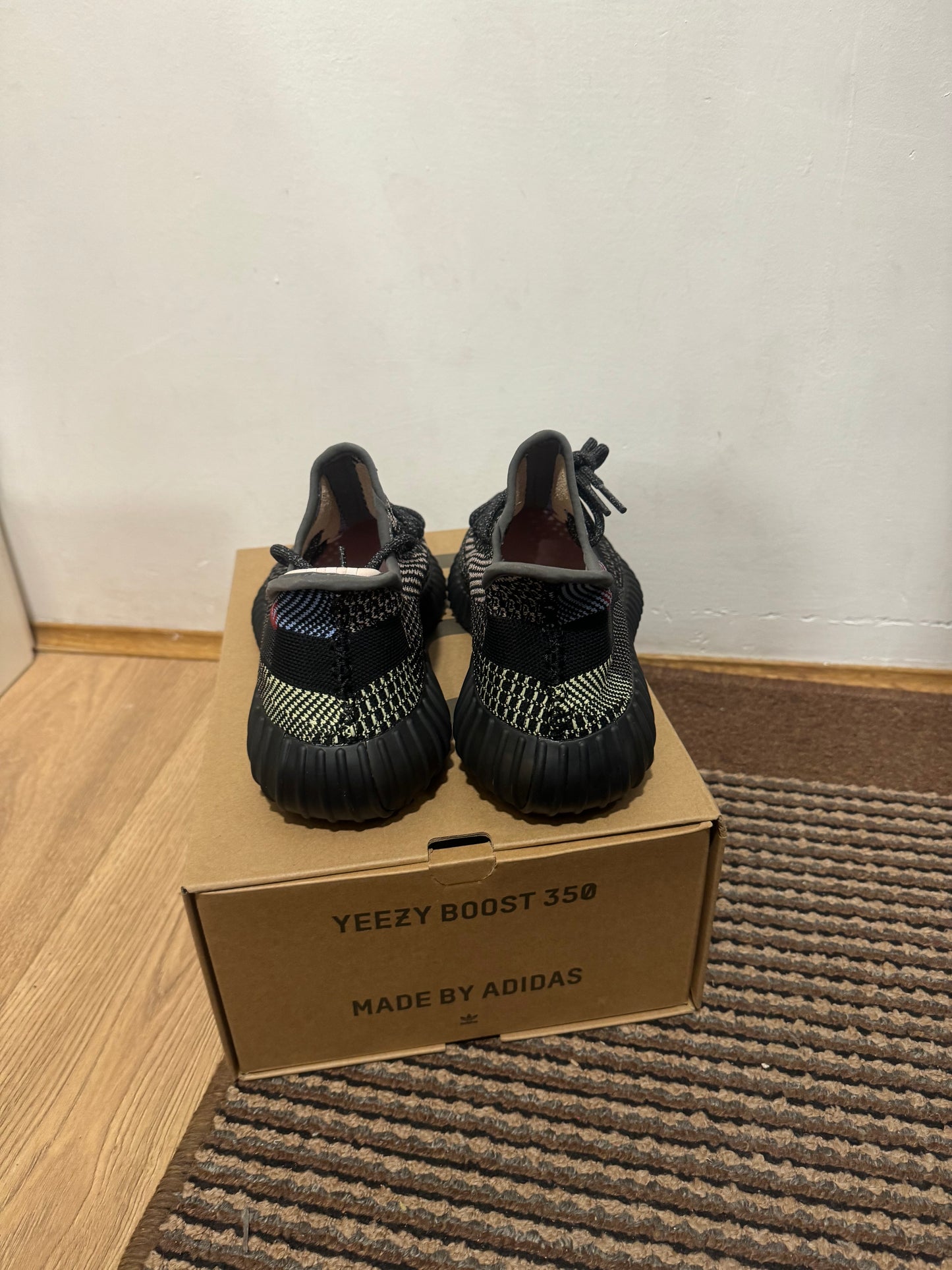 Yeezy 350 Yecheil Reflective Broj 43 (Odmah dostupno)