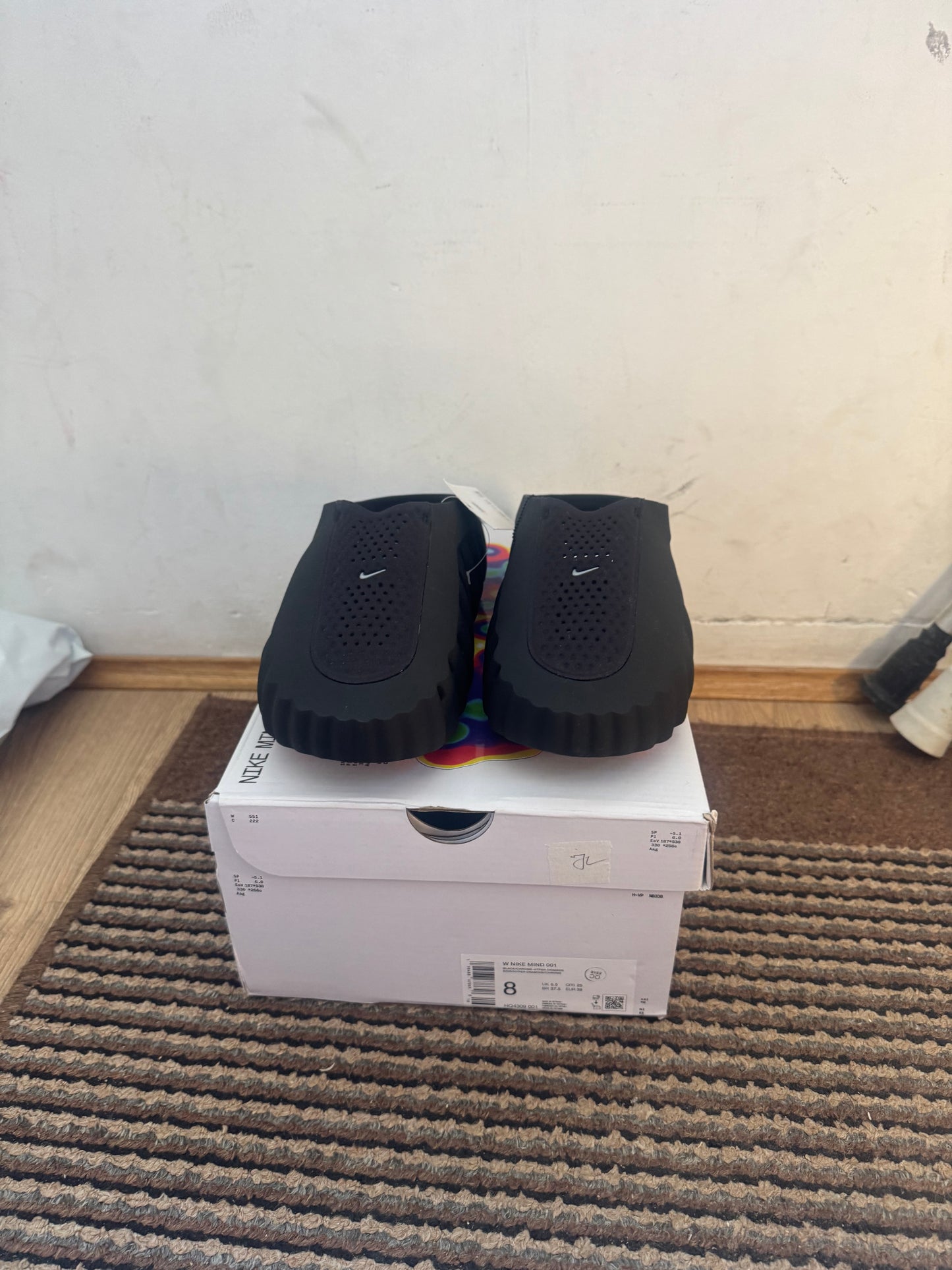 Nike Mind Broj 39(Odmah dostupno)