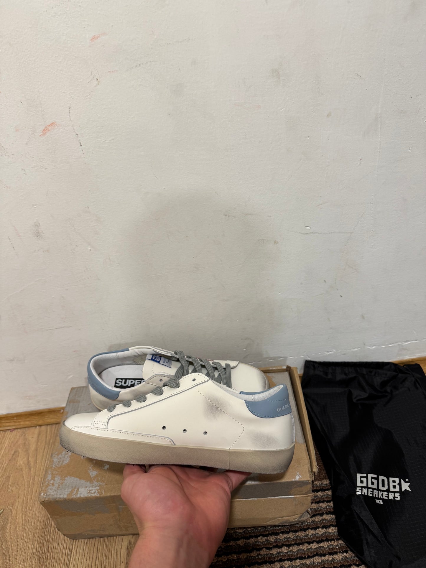 Golden Goose Broj 37 (Odmah dostupno)