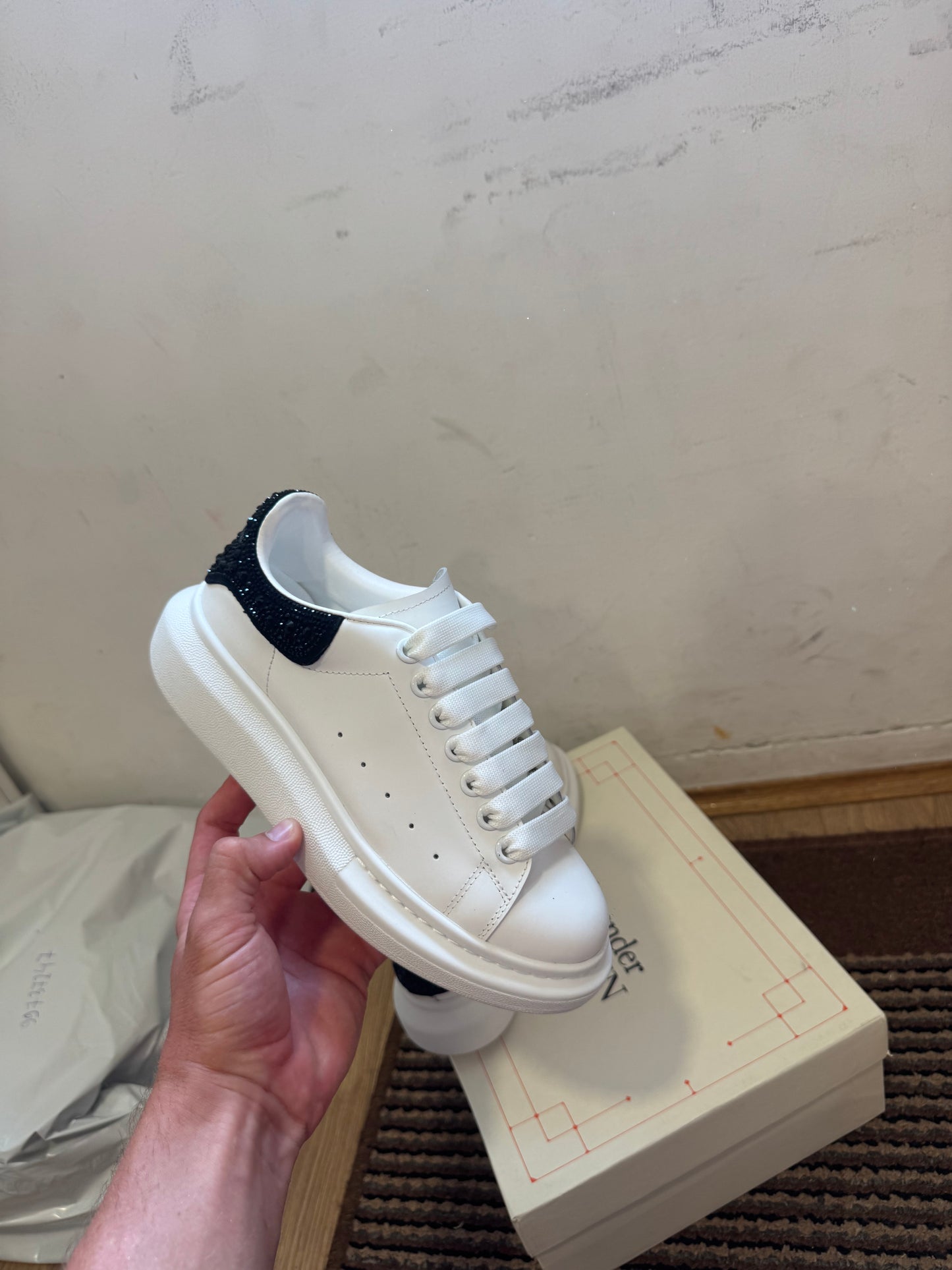 Alexander McQueen Broj 37(Odmah Dostupno)