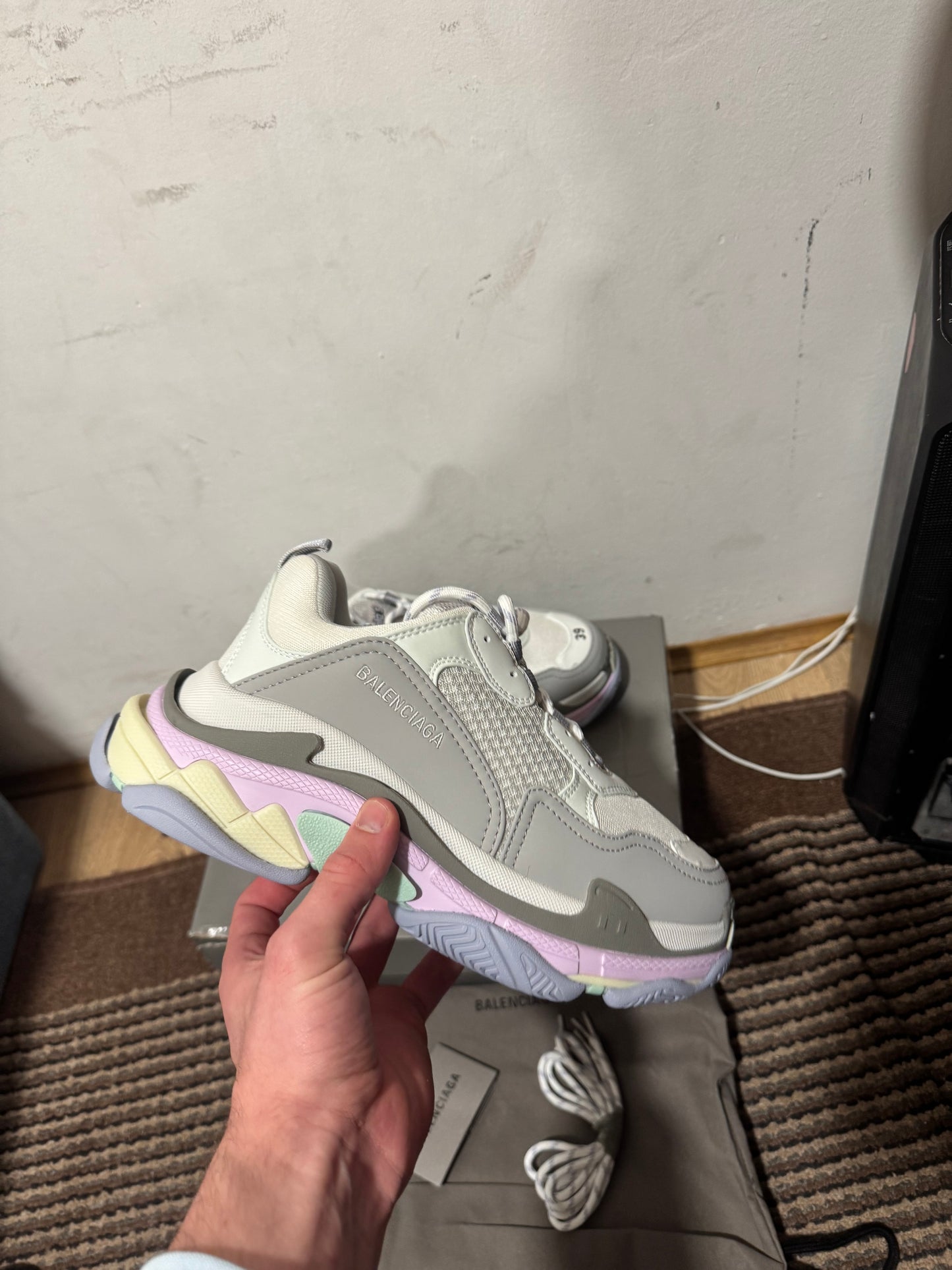 Balenciaga Triple S Broj 39(Odmah dostupno)