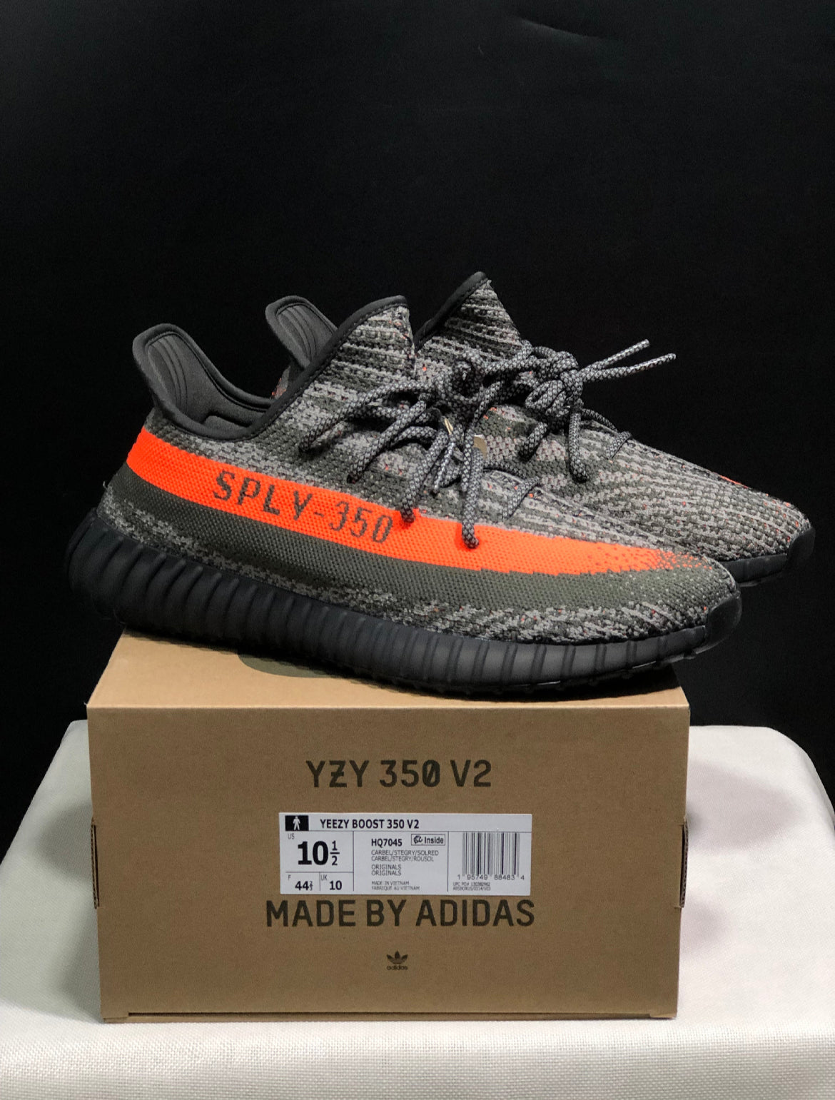 Yeezy 350 Carbon Beluga