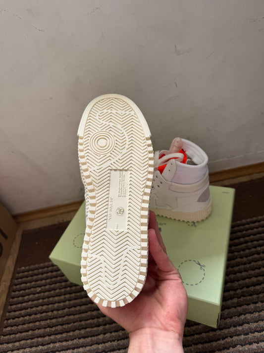 Off White Court Broj 39(Odmah dostupno)
