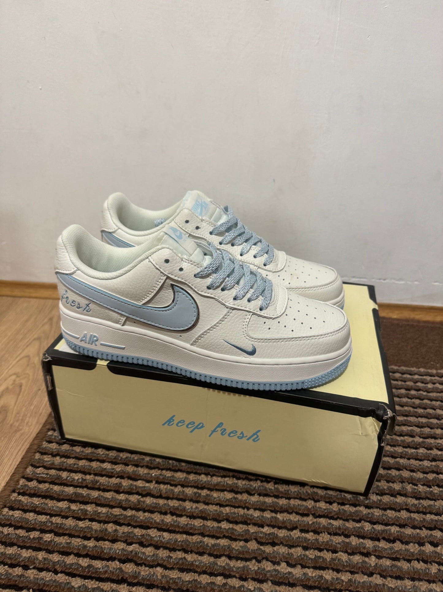 Nike Air Force Fresh Blue Broj 42.5, 43 (Odmah dostupno)