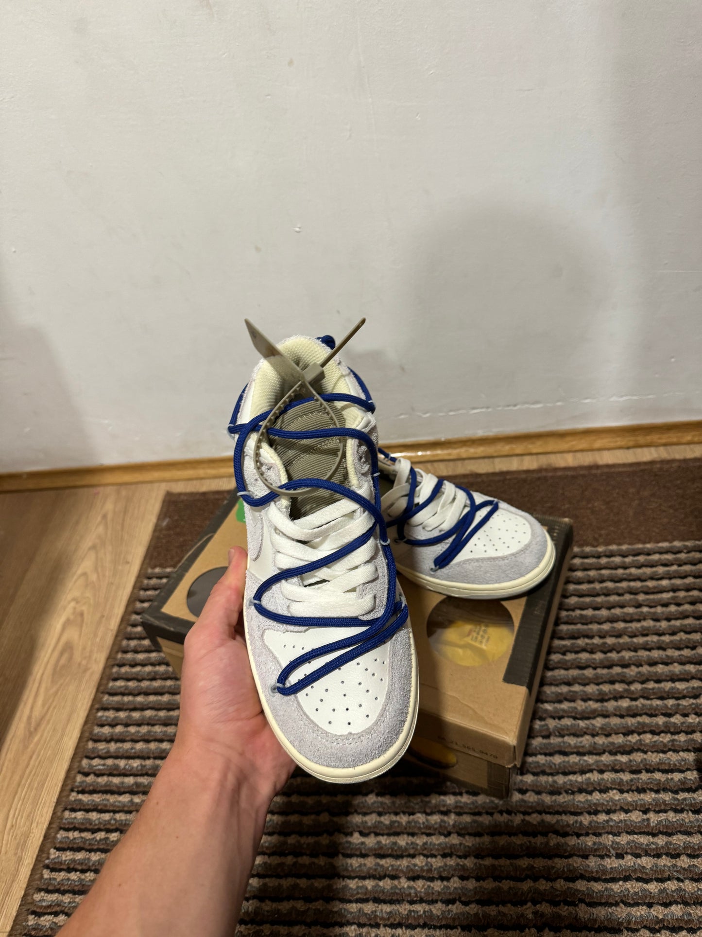 Off White dunk Lot 32 Broj 39 (Odmah dostupno)