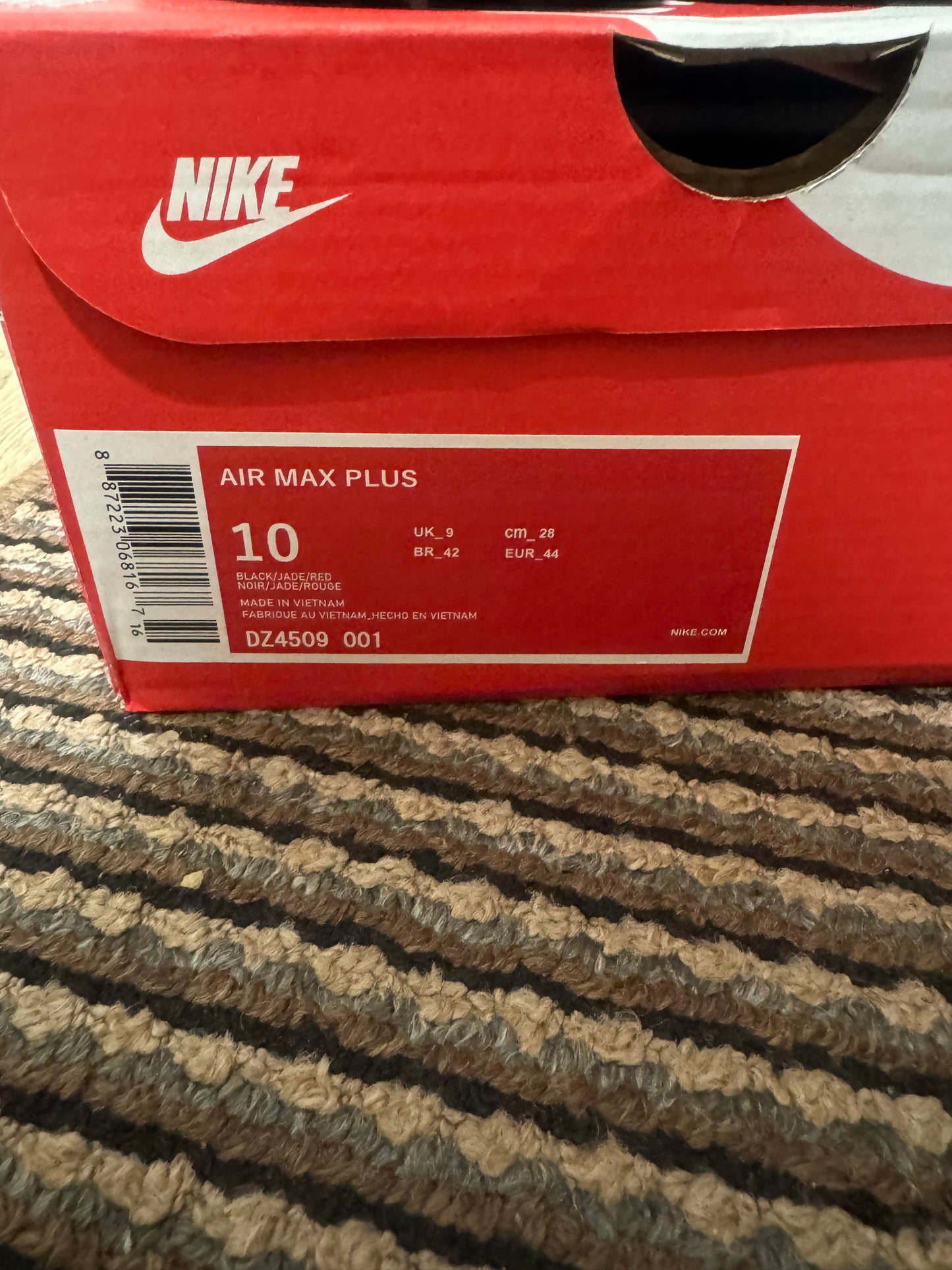 Nike Air max Plus Broj 44 (Odmah dostupne)