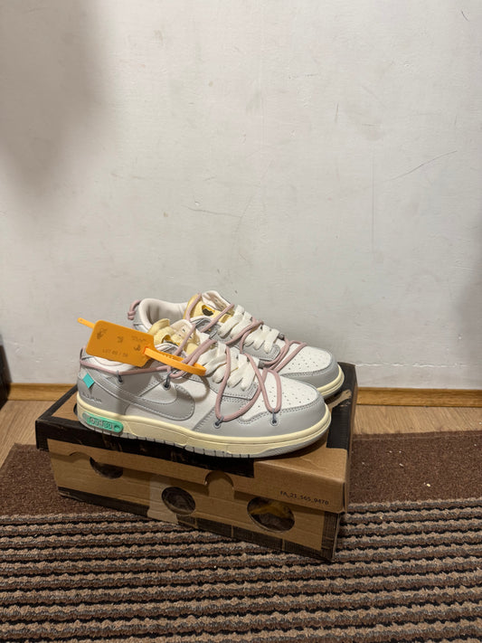 Off White dunk Lot 9 Broj 40(Odmah dostupno)