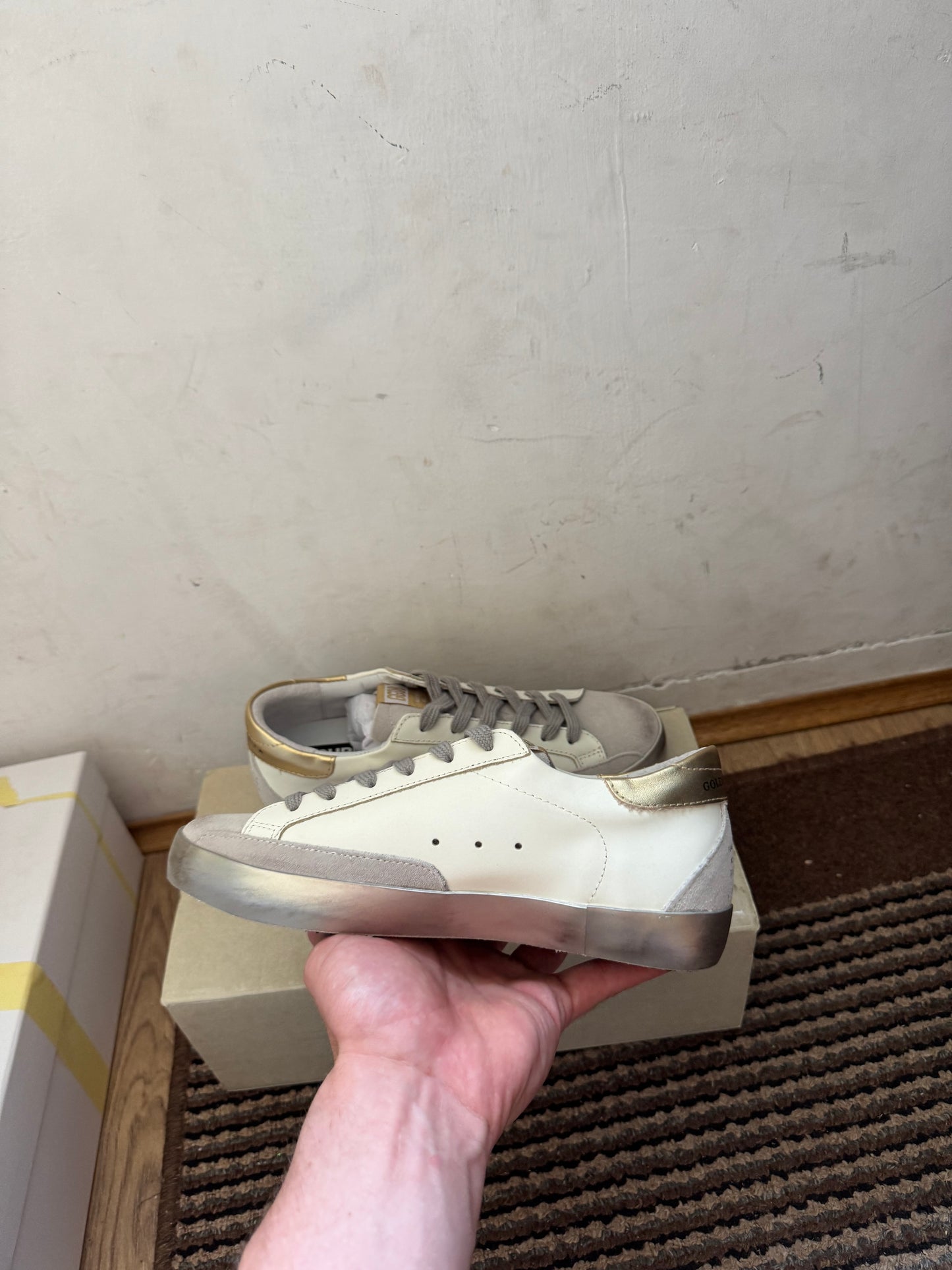 Golden Goose Broj 41(Odmah dostupno)