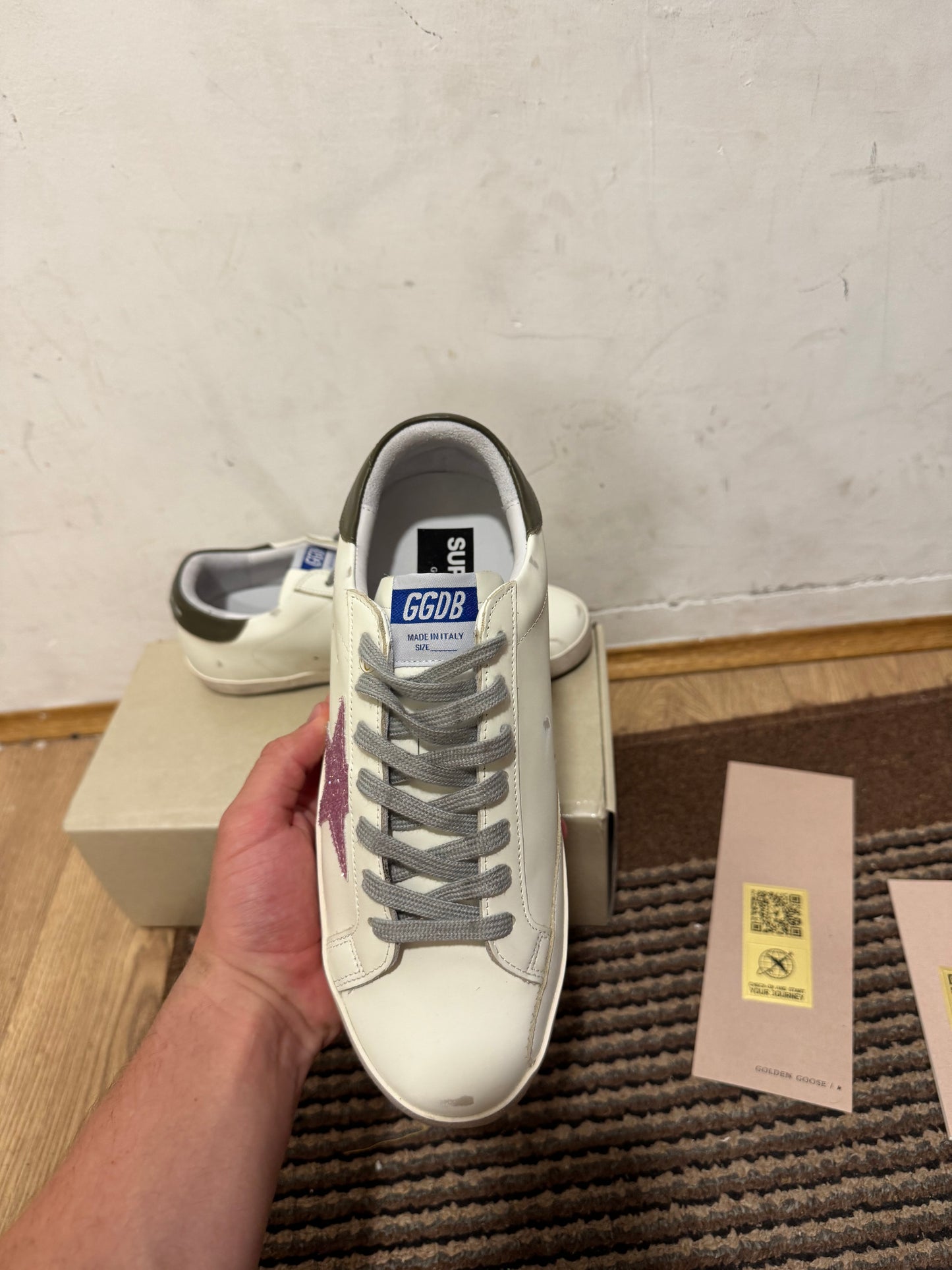 Golden Goose Broj 42(Odmah dostupno)