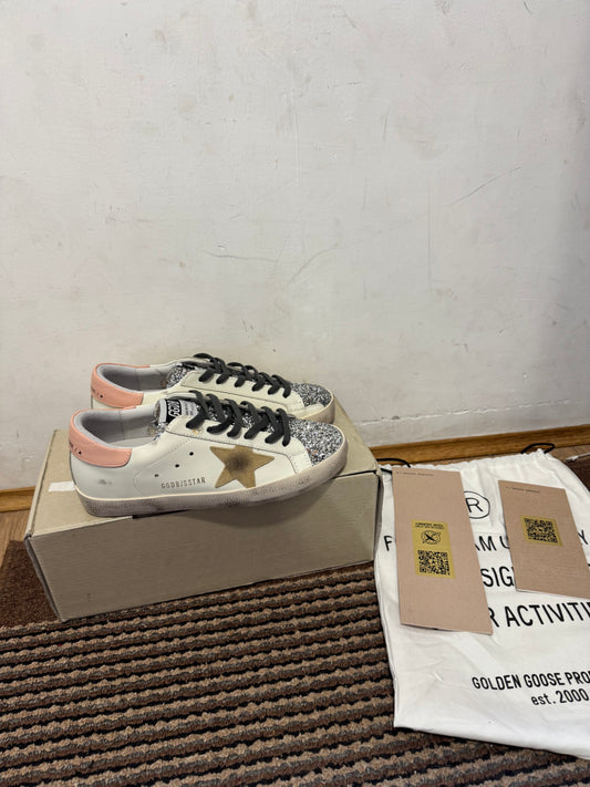 Golden Goose Broj 39 (Odmah dostupno)