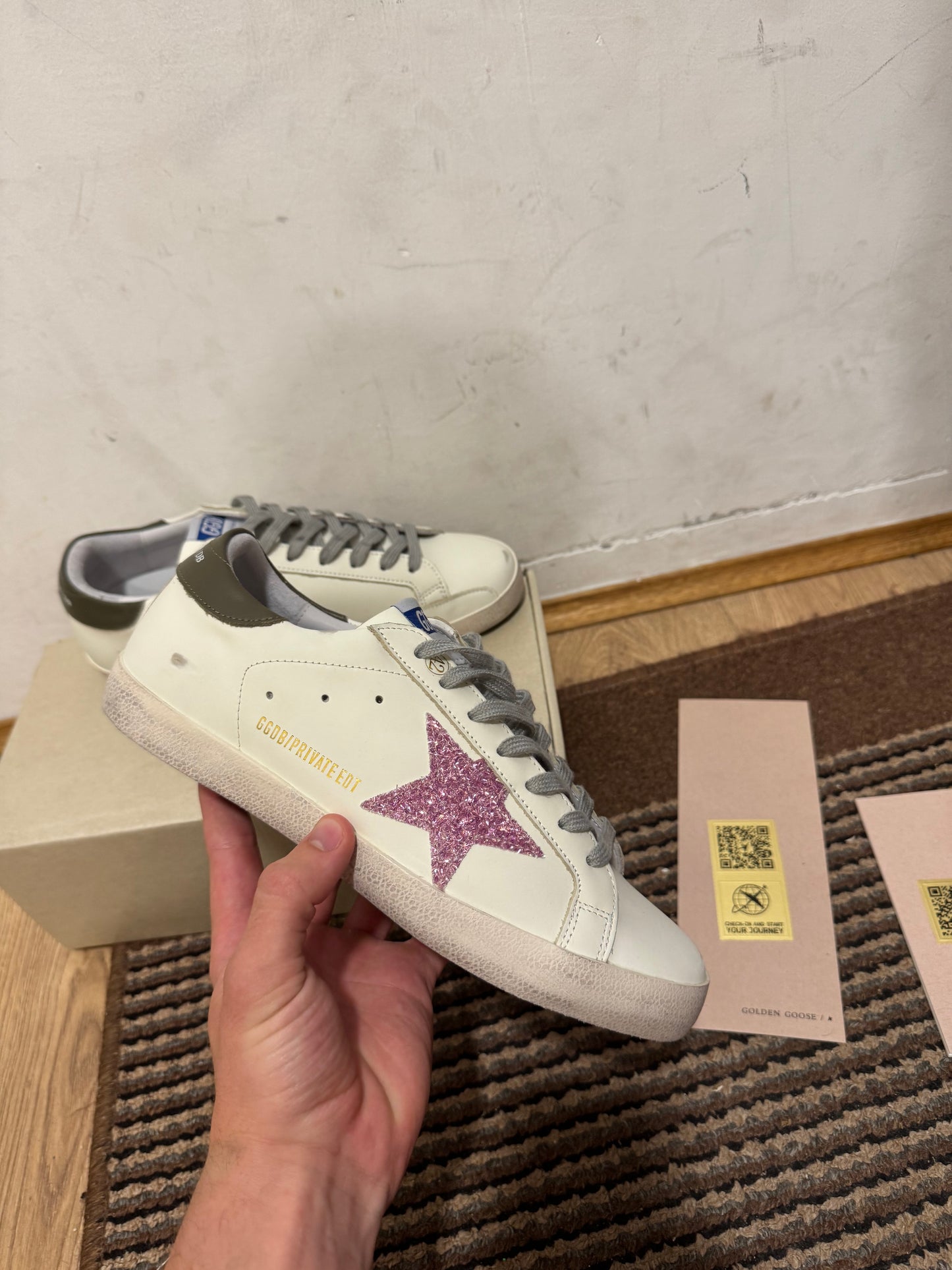 Golden Goose Broj 42(Odmah dostupno)