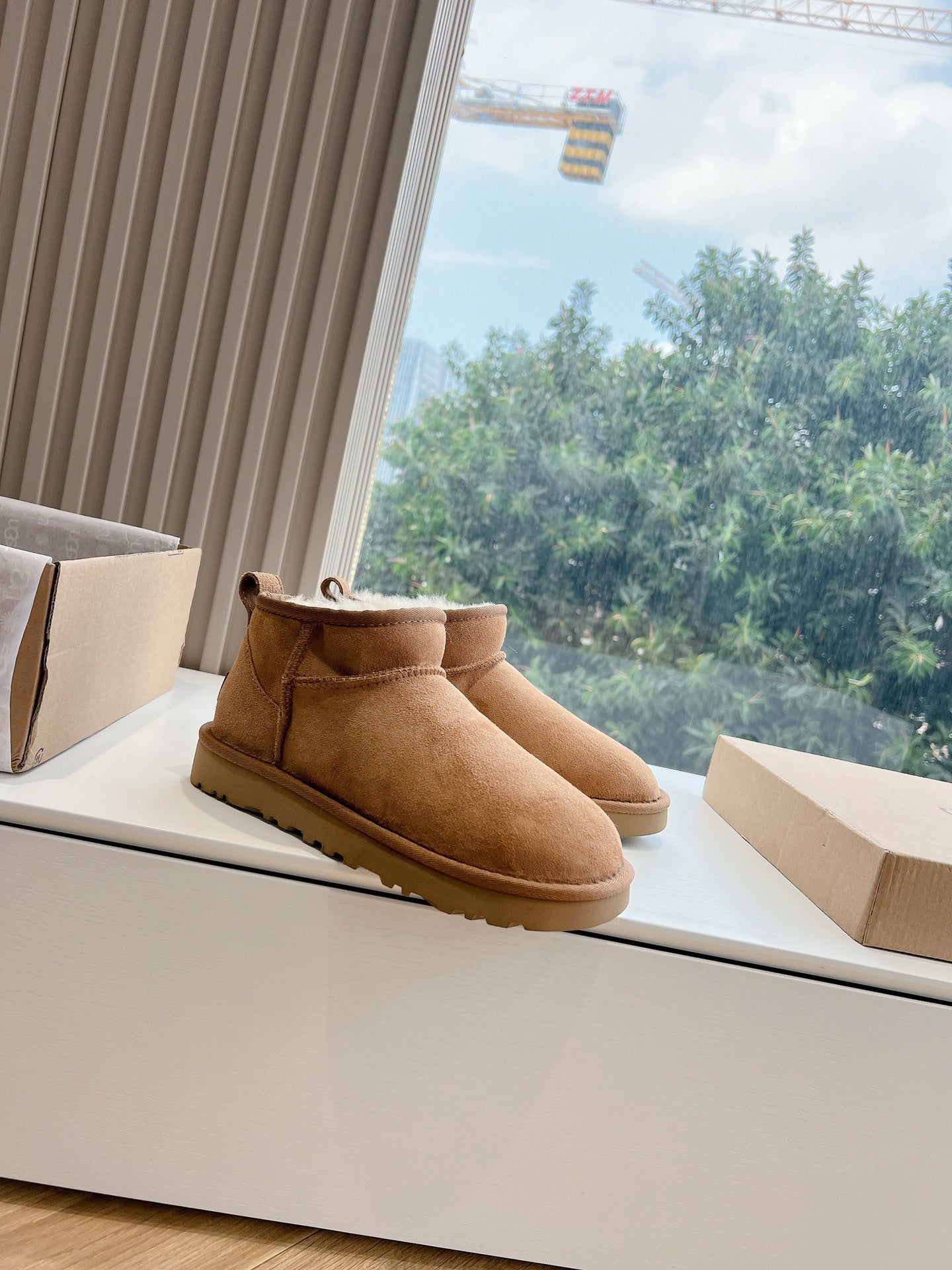 Ugg