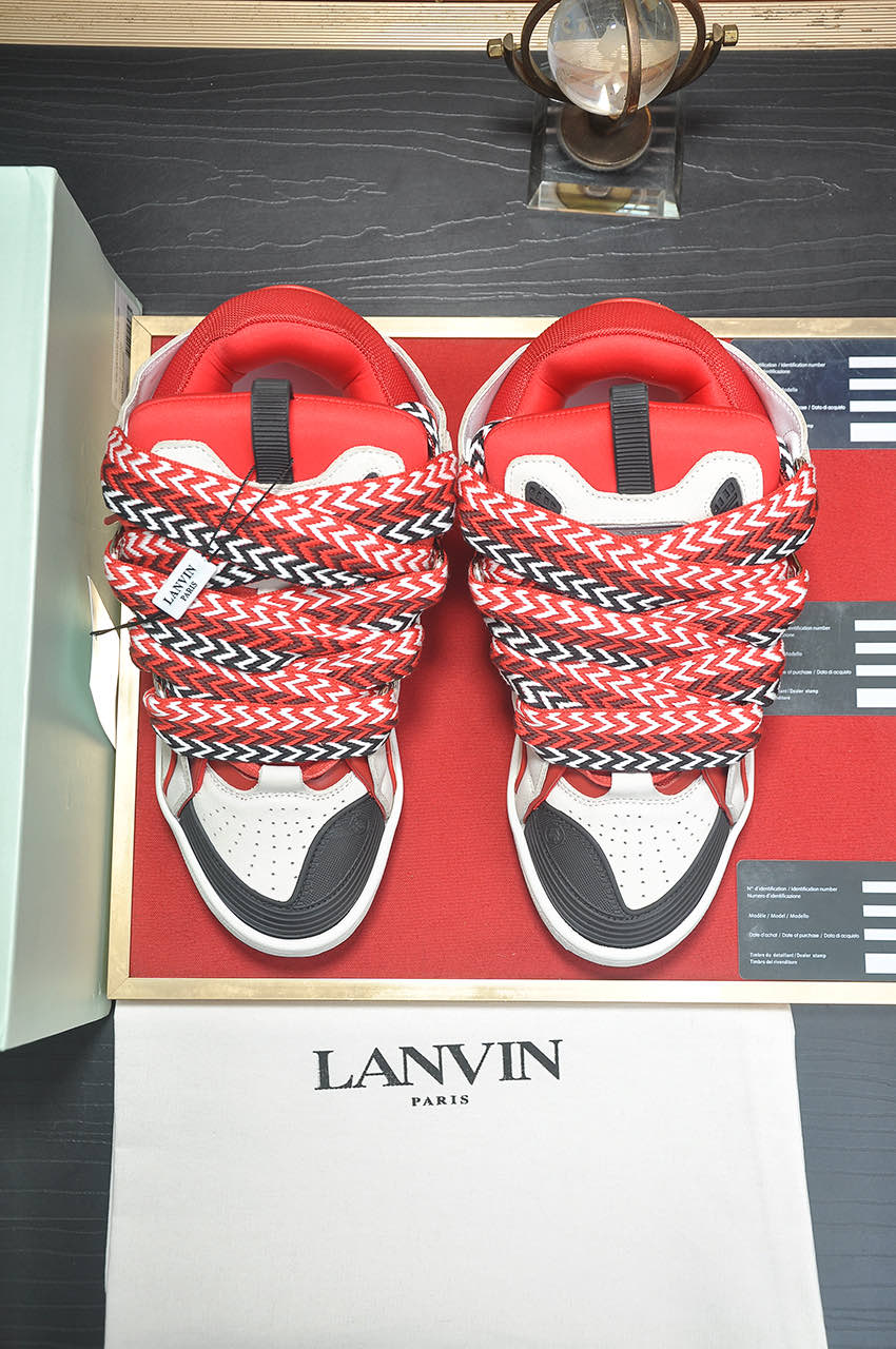 Lanvin Curb