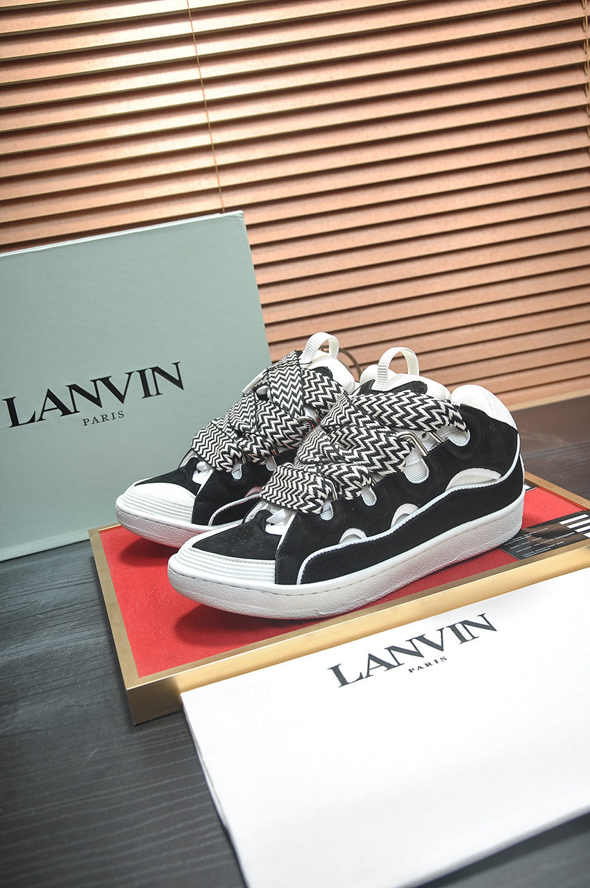 Lanvin Curb