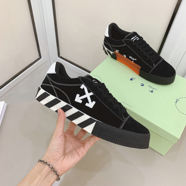 Off white Court low