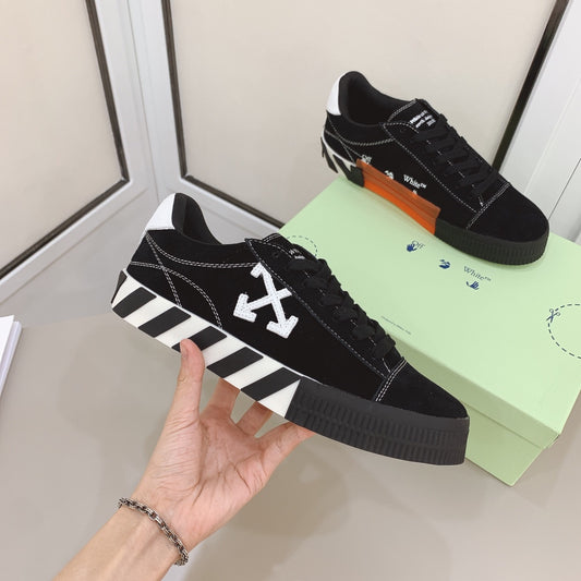 OFF WHITE Court low