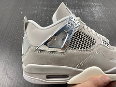 Jordan 4 Frozen Moment